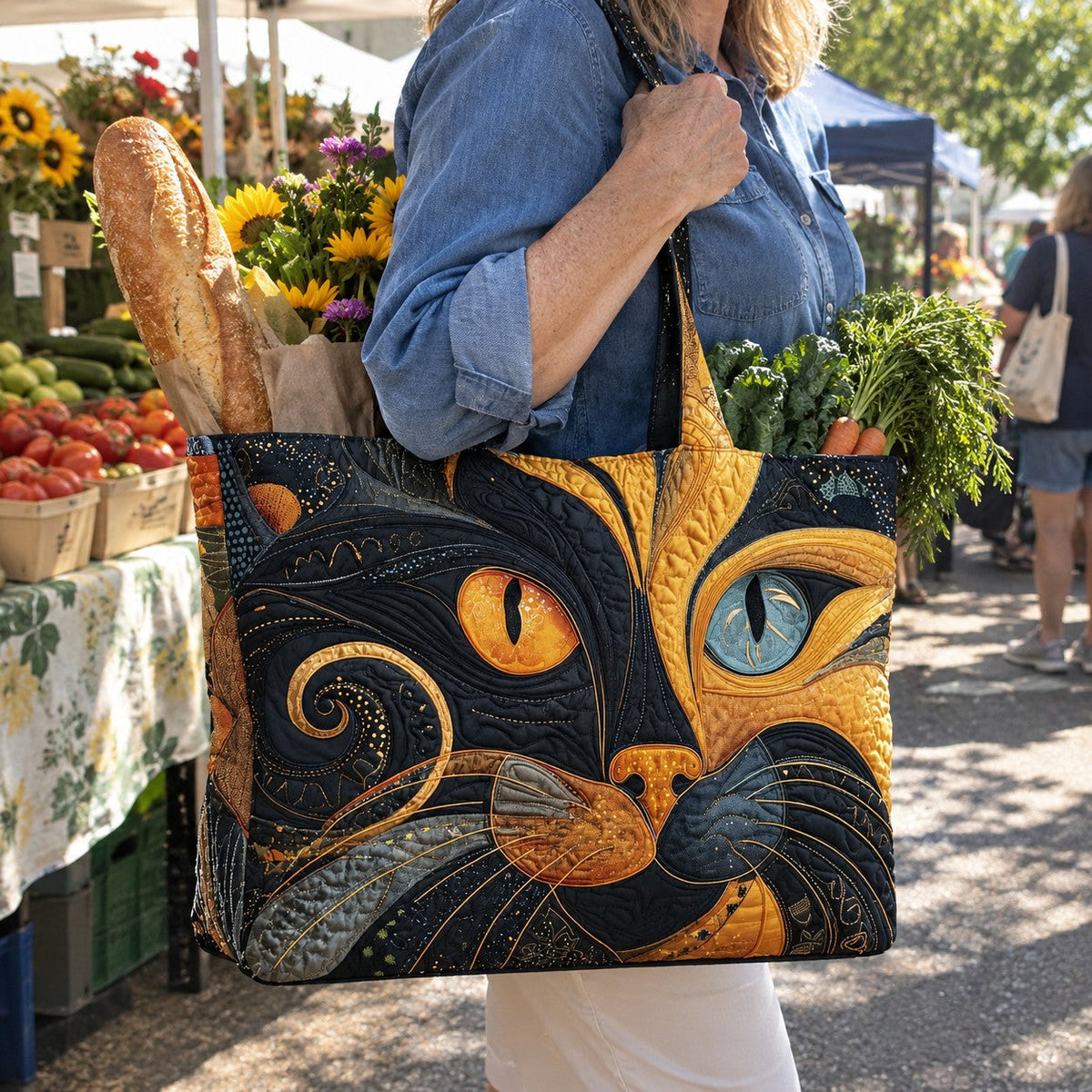 The tote at the farmers market