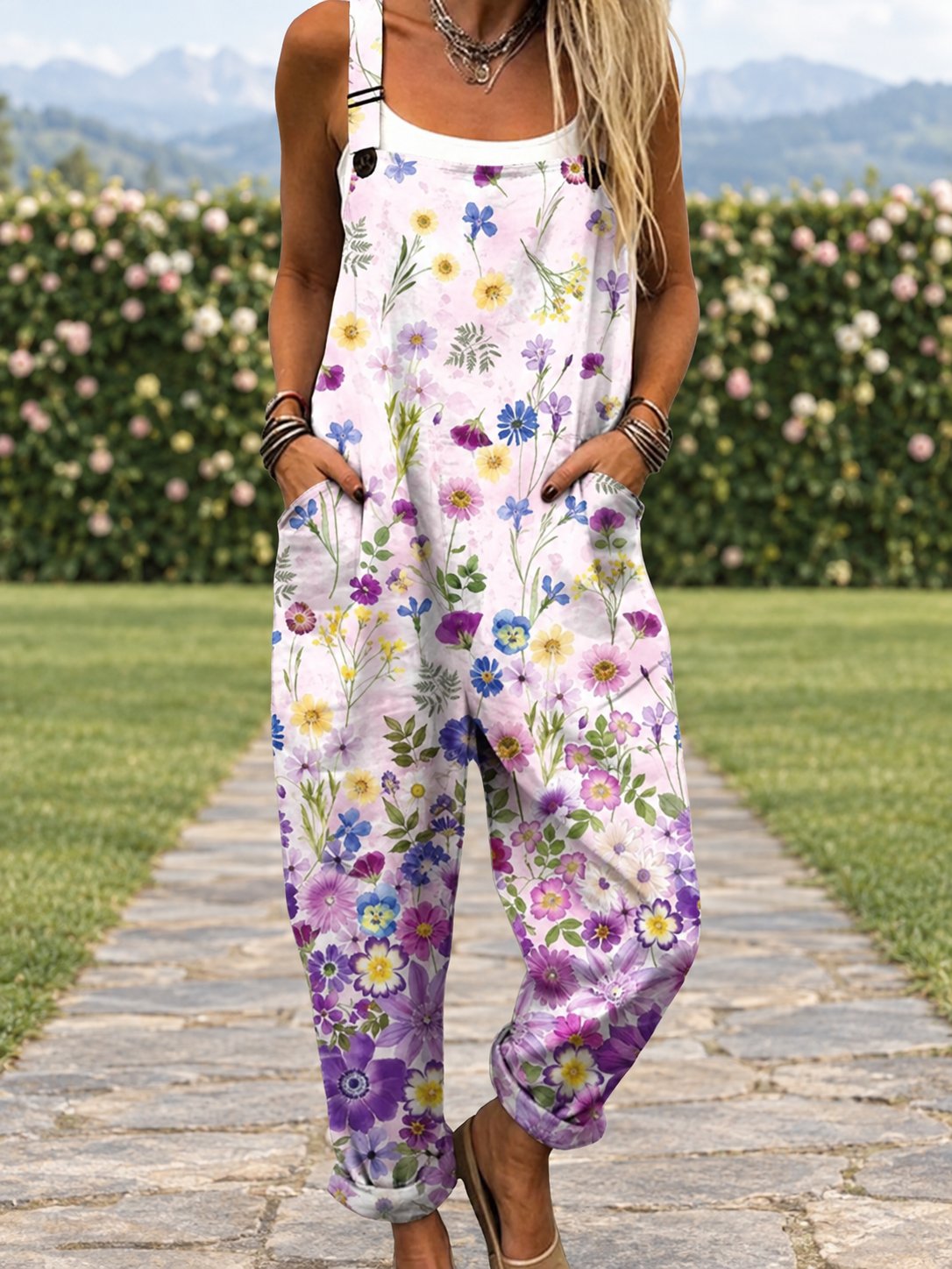 Fiora | Jumpsuit with Wildflowers